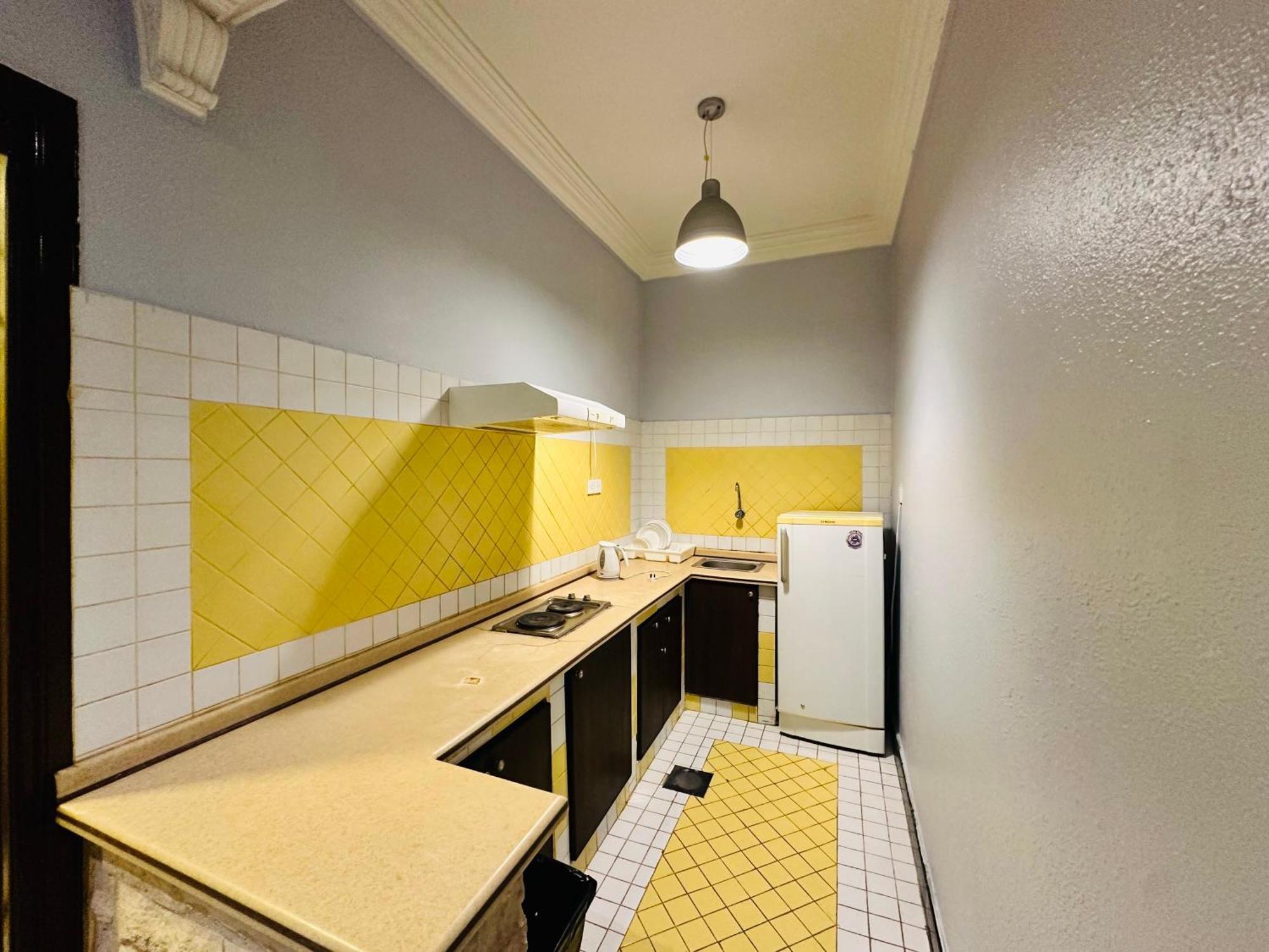 Delmon Hotel Suites Jiddah Esterno foto